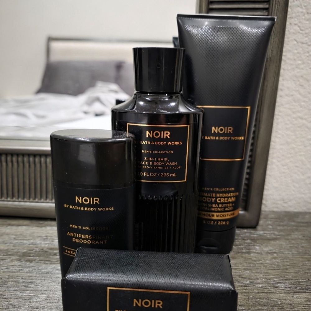 Bath & Body Works Noir Men's Grooming Collection - Black and Gold